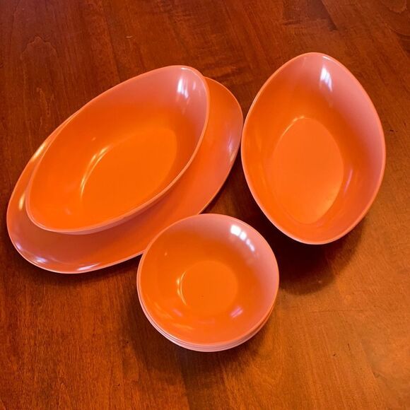 Melmac Dinnerware Pieces - Picture 1 of 11